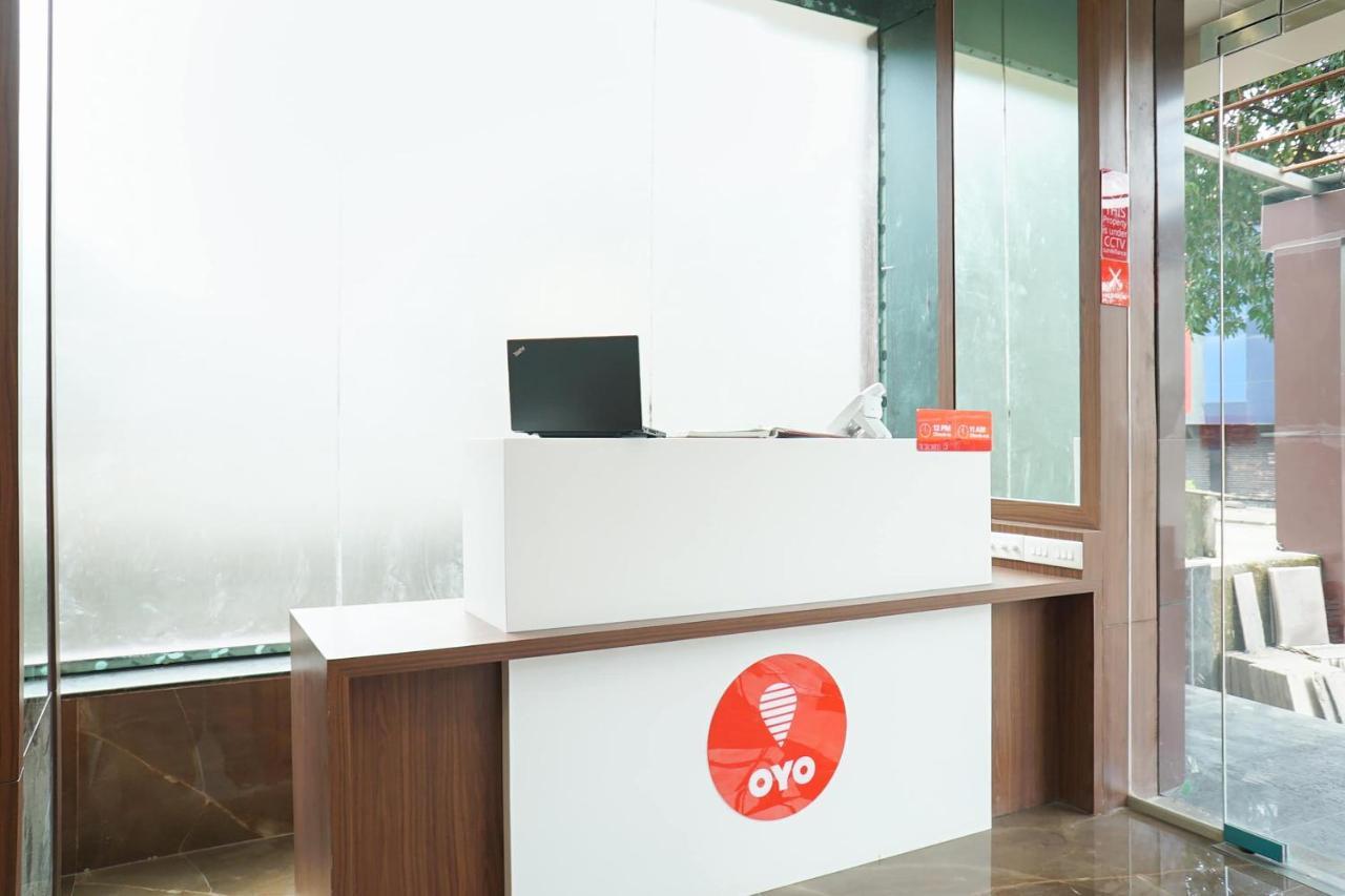 Oyo 19182 Hotel Montana Lonavala Eksteriør billede